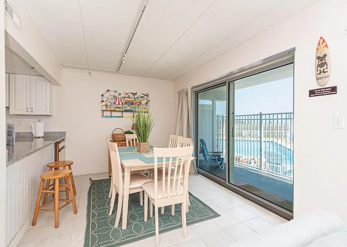 Spacious 2-bedroom In Mid-town Ocean Steps From & Pool *
