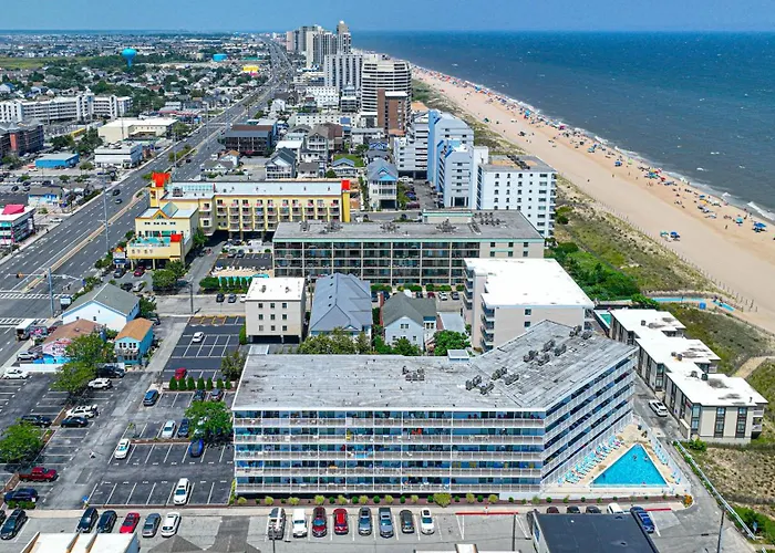 Spacious 2-bedroom In Mid-town Ocean Steps From & Pool Ferienhaus Ocean Stadt